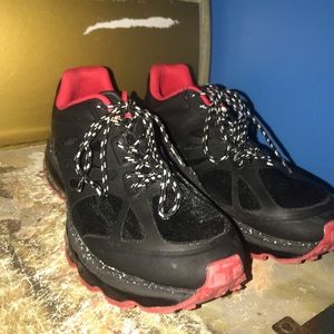 Nike + Air max tennis shoes